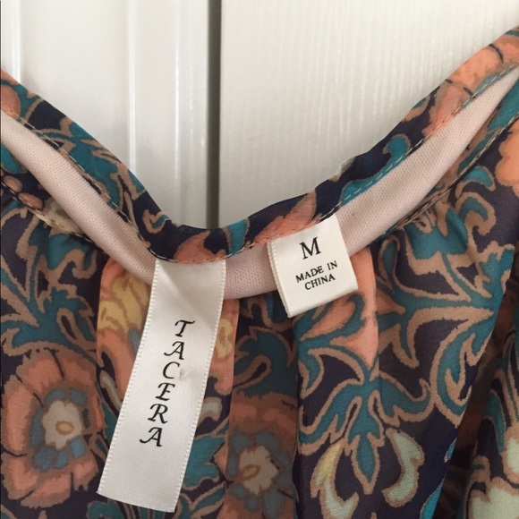 Cute dress👗 - Picture 2 of 3